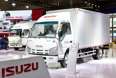 恒者當先 慶鈴七款精品車型亮相重慶車展，引領道路貨物運輸新篇章